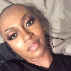 Meet your Posher, Dereka